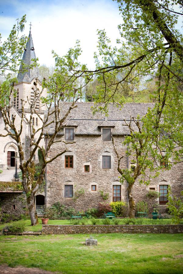 Le Vieux Pont Hotel Belcastel  Exterior photo